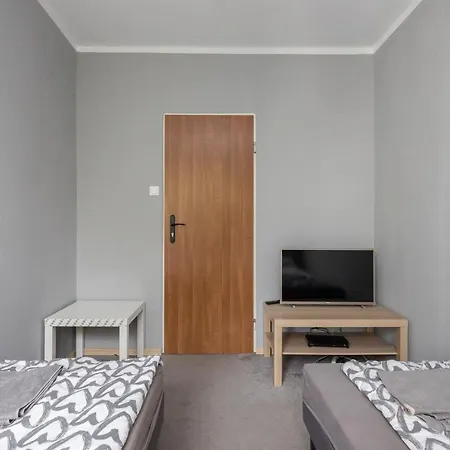 Wasilkowskiego بيت شباب *